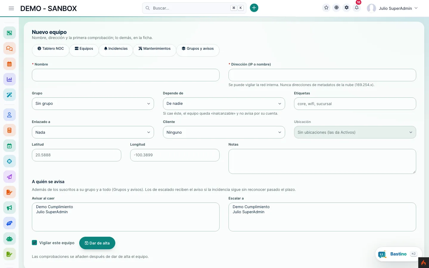 Formulario de nuevo equipo vigilado: nombre, dirección, grupo, de quién depende, etiquetas, enlace a un activo o un cliente, ubicación en el mapa y a quién se avisa y a quién se escala
